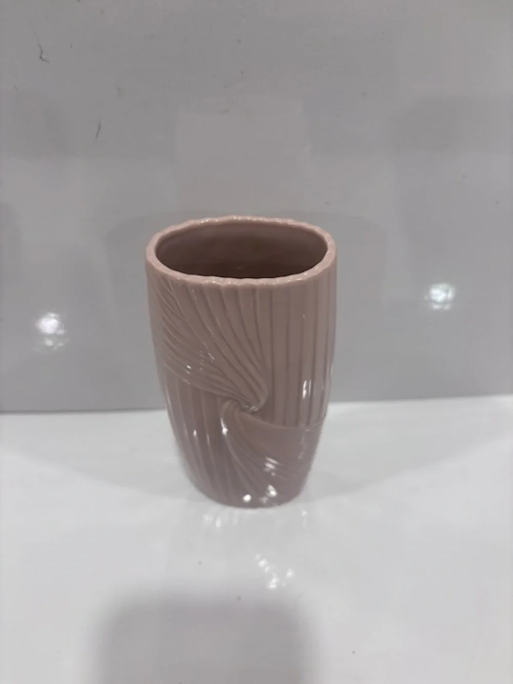 Vintage Avon pink ceramic vase 6” mid century modern style